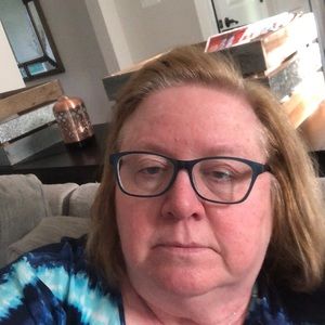 Meet your Posher, Claudia